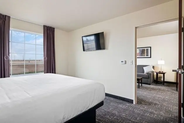 Süit, 1 En Büyük (King) Boy Yatak ve Çekyat, Engellilere Uygun (Ext. Stay, Audible/Visual Alert)