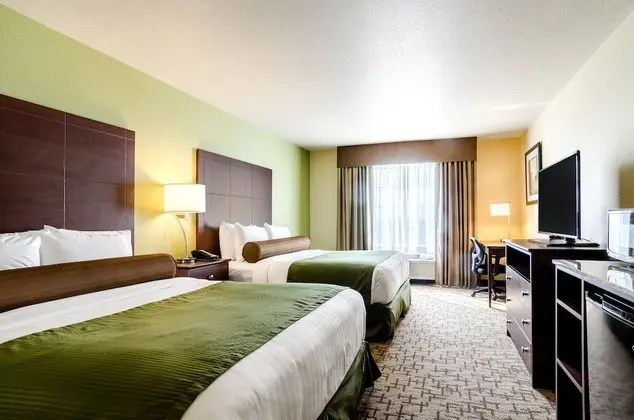 Oda, 2 Büyük (Queen) Boy Yatak, Sigara İçilmez