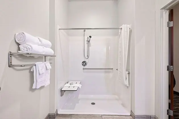 Stüdyo, 1 En Büyük (King) Boy Yatak ve Çekyat, Engellilere Uygun, Sigara İçilmez