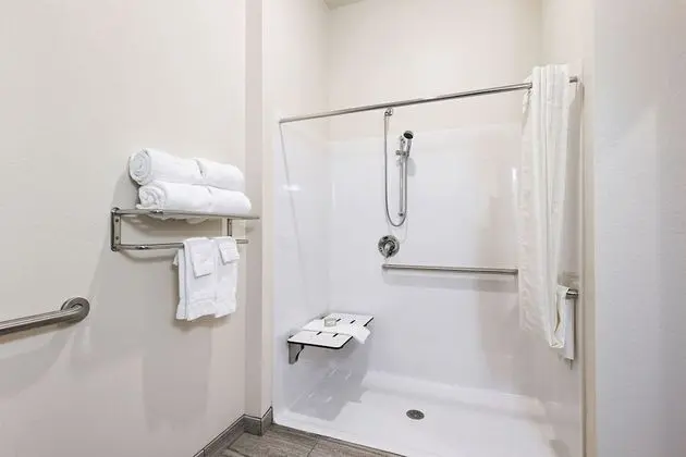 Stüdyo, 1 En Büyük (King) Boy Yatak ve Çekyat, Engellilere Uygun, Sigara İçilmez