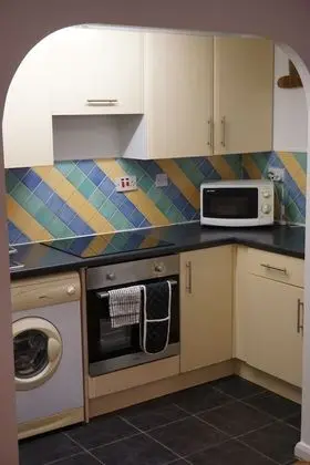 Apart Daire, Birden Çok Yatak, Sigara İçilmez
