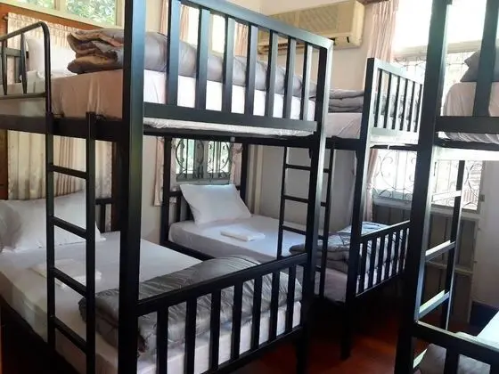 4 Beds Mixed Dormitory Room