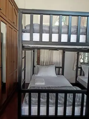 4 Beds Mixed Dormitory Room