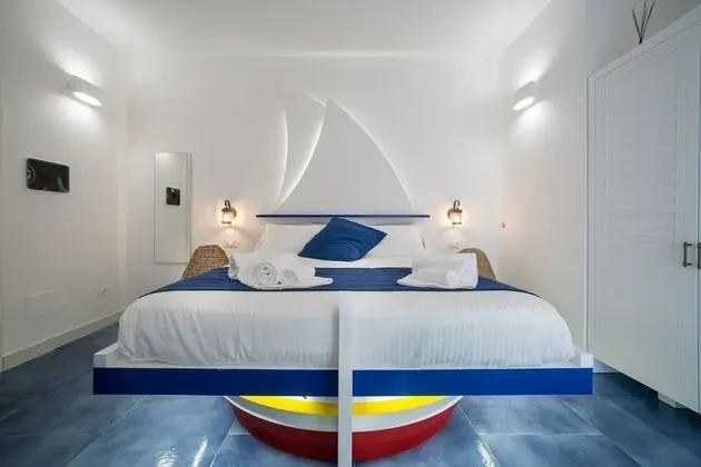 Deluxe Tek Büyük Yataklı Oda, Deniz Manzaralı