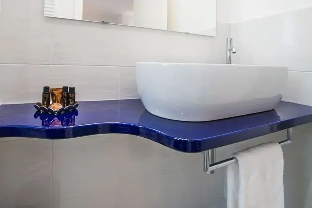 Deluxe Tek Büyük Yataklı Oda, Deniz Manzaralı