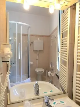 Economy Tek Büyük veya İki Ayrı Yataklı Oda