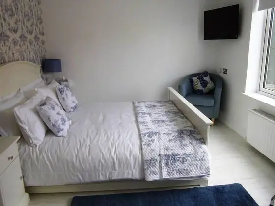 Luxury Tek Büyük Yataklı Oda (Scotstown)