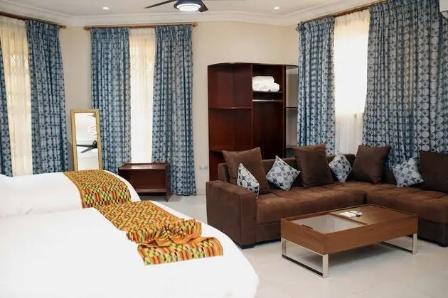 Tek Büyük veya İki Ayrı Yataklı Oda