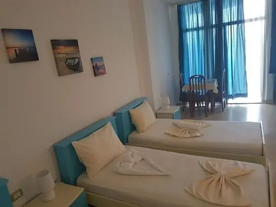 Family Üç Kişilik Oda, 3 Tek Kişilik Yatak, Sigara İçilmez