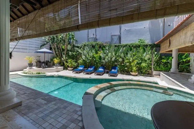 Family Villa, 4 Yatak Odası, Kişiye Özel Havuzlu