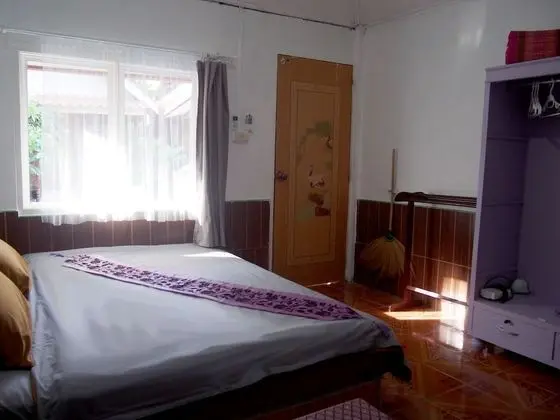 Budget Room
