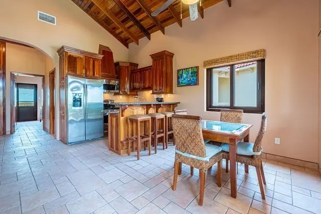 Villa, 1 Yatak Odası, Havuz Manzaralı