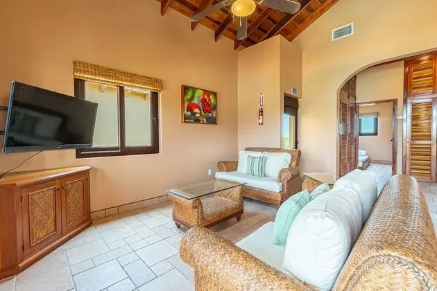 Villa, 1 Yatak Odası, Havuz Manzaralı