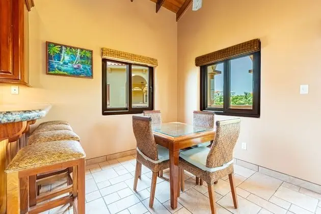 Villa, 1 Yatak Odası, Havuz Manzaralı
