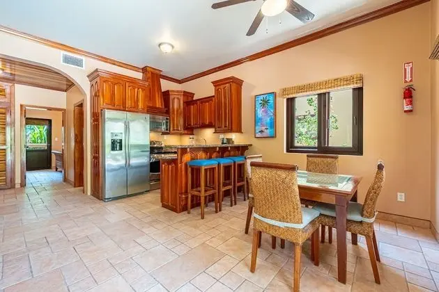 Villa, 2 Yatak Odası, Havuz Manzaralı