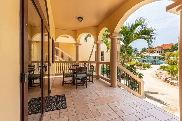 Villa, 2 Yatak Odası, Havuz Manzaralı