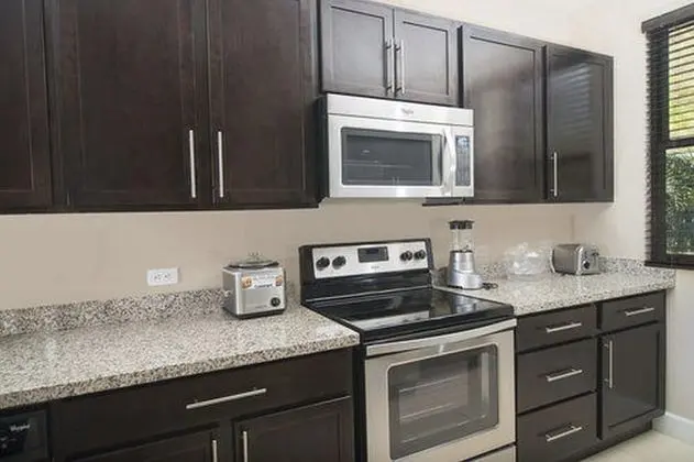 Luxury Apart Daire, 2 Yatak Odası, Balkon, Bahçe Manzaralı