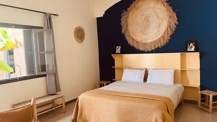 Tek Büyük Yataklı Oda (Fleur D'orange N°4)