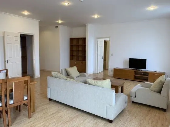 Apart Daire, 2 Yatak Odası, Göl Manzaralı (501P)