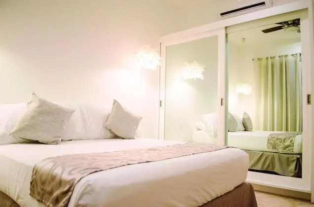 2 BEDROOM APTOS