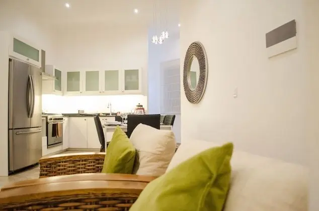 2 BEDROOM APTOS