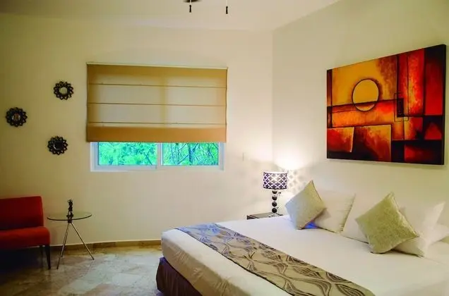 2 BEDROOM APTOS