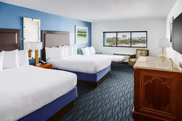 Two Beds Tower