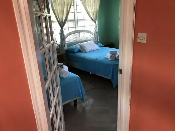 Executive Island Life Suite #5