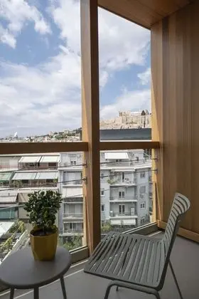 Tek Büyük Yataklı Oda (Acropolis View)