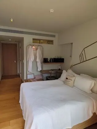 Tek Büyük Yataklı Oda (Acropolis View)