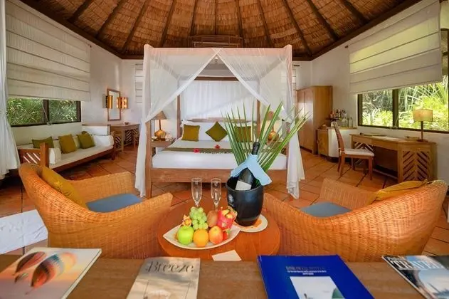 Villa (Beach)