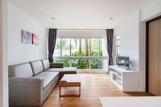One Bedroom with Kitchen