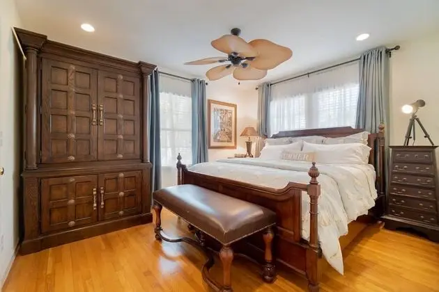 Ev (Coco Plum Cottage Vacation Rental of )