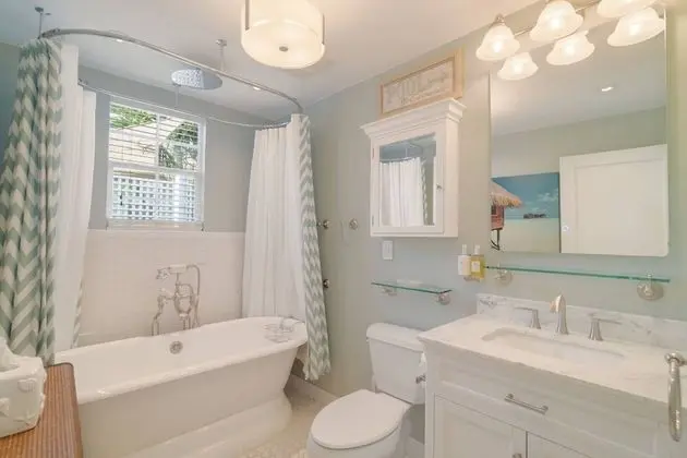 Ev (Coco Plum Cottage Vacation Rental of )