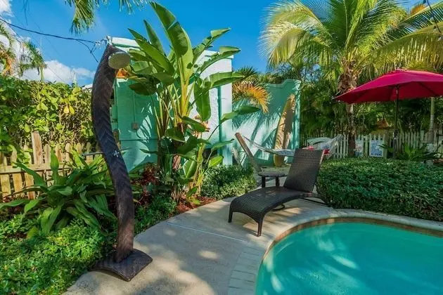 Ev (Coco Plum Cottage Vacation Rental of )