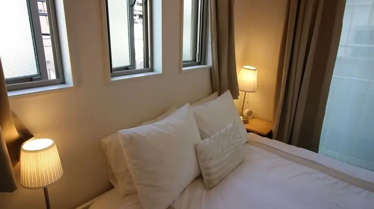 Ev (Private Vacation)