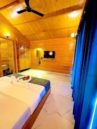 Deluxe Kır Evi