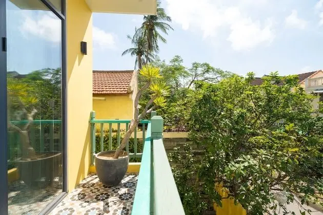 Grand Tek Büyük Yataklı Oda, Balkon, Havuz Manzaralı