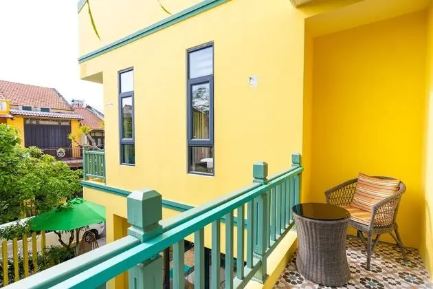 Grand Tek Büyük Yataklı Oda, Balkon, Havuz Manzaralı