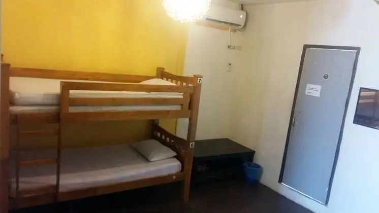 Family Oda (4 Persons, Shared Bathroom)