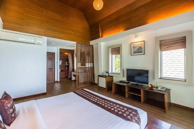The Cliff Bungalow