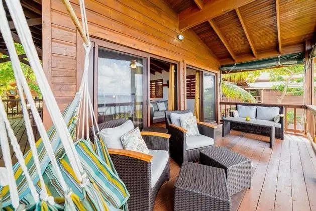 Politilly Suite - Premium Studio, 1 King Bed, Oceanview, 2nd Floor Unit