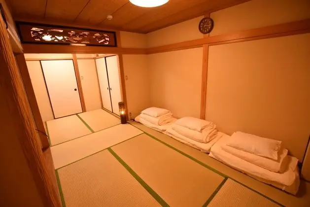 Ev (Private Vacation)