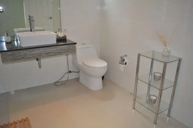 2-Bedroom Apartment (Not Included Electricity)