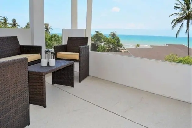 2 Bedroom (Not Included Electricity)