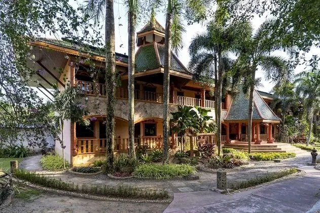 Superior Garden View