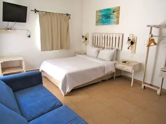Tek Büyük Yataklı Oda (With Sofa Bed)