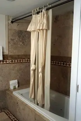 Traditional Oda