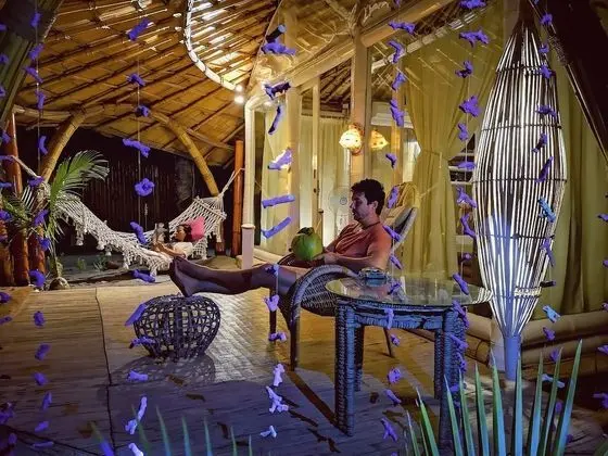 Romantic Bungalov, Okyanusa Sıfır