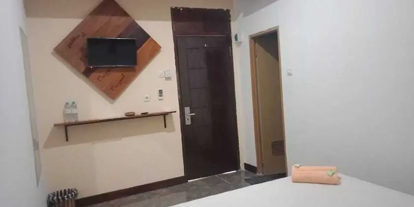 Standard Tek Büyük Yataklı Oda (Fan)